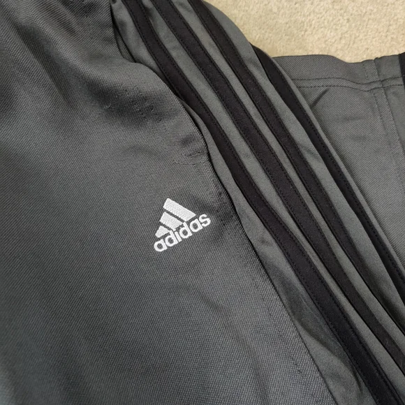 2 GUC Adidas track pants - Picture 3 of 9